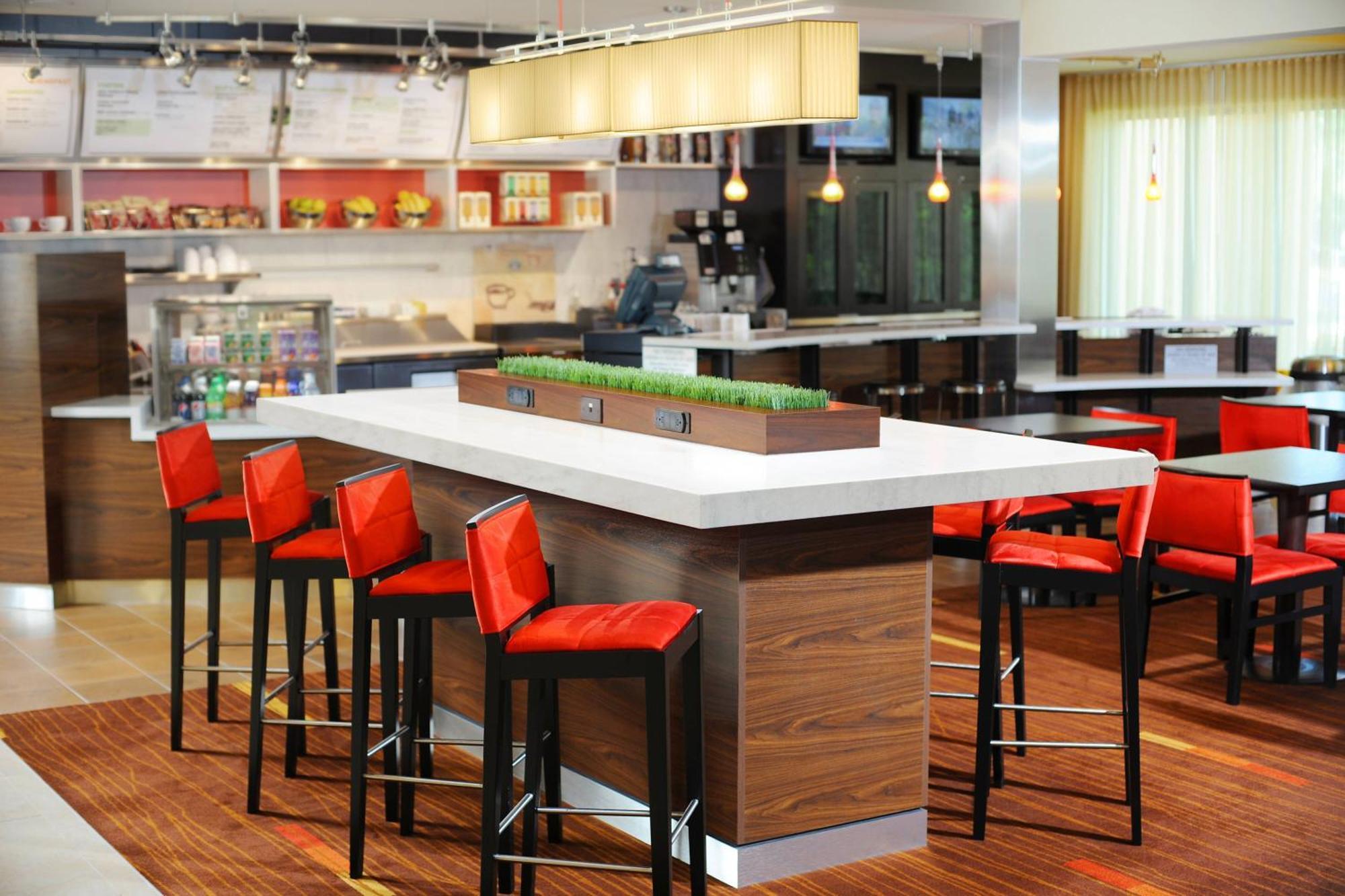 Courtyard By Marriott Oklahoma City Airport Kültér fotó