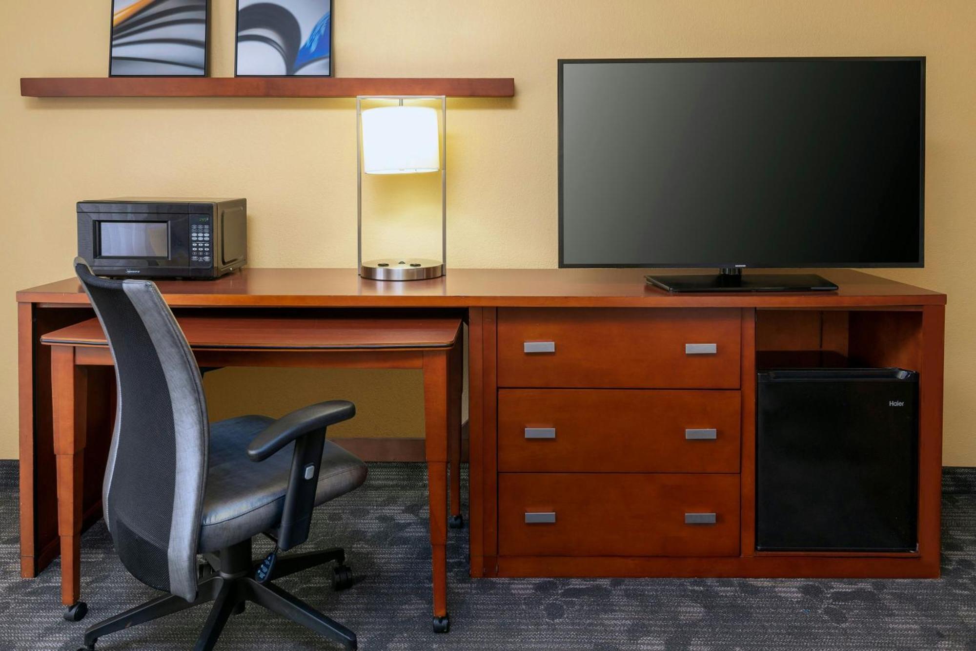Courtyard By Marriott Oklahoma City Airport Kültér fotó