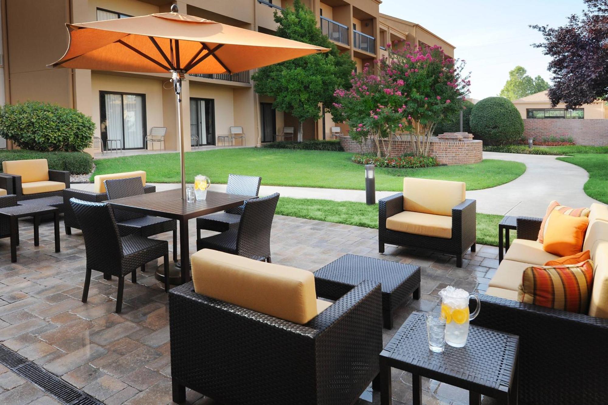Courtyard By Marriott Oklahoma City Airport Kültér fotó