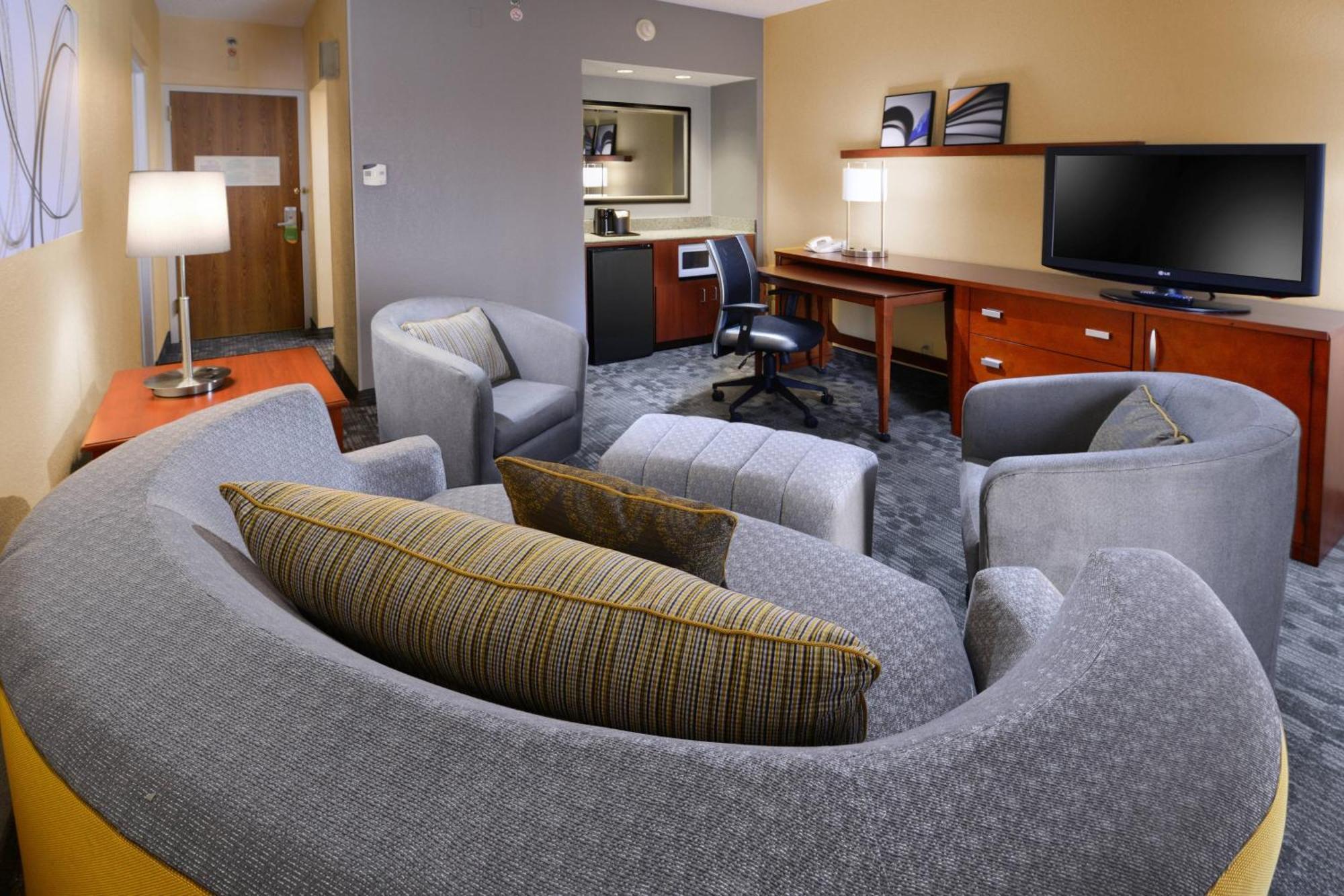 Courtyard By Marriott Oklahoma City Airport Kültér fotó